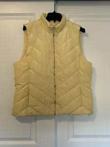 NEW! Michael Kors Medium Yellow Puffer Quilted Vest MK Charm Women's MSRP $125 - Picture 1 of 5