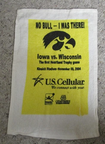 2004 rally towel 1st Heartland Trophy game Iowa Hawkeyes vs Wisconsin Badgers Cover
