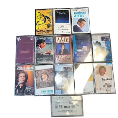 Collection of Stereo Cassettes from Varity Group Artist Foto 1 de 4