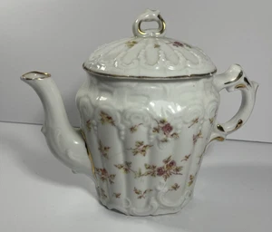Vintage Floral Small Teapot Floral & Gold Trim - Picture 1 of 12
