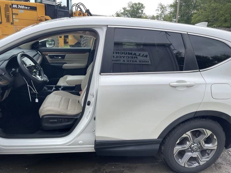 2017-2019 HONDA CR-V LEFT ROCKER W/POST WHITE PC:NH603PX AWD 80K -EX-L- 57523 - Image 1 of 4