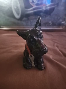 Vintage Scottish Terrier Metall Sparschwein sitzender Scotty Hund mit Schlüssel  - Bild 1 von 5
