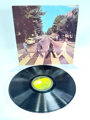 THE BEATLES ''ABBEY ROAD'' VERY RARE 1ST AUS COPY - PCS0 7088 - EXCELLENT SOUND. - Image 1 of 4