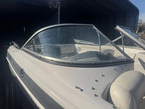 2008 Tahoe Q5i Q5si Right Side Curved Glass Windshield - Picture 1 of 4