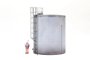 RIVETED STORAGE TANK FOR TMD DEPOT BUILDING ACCESSORY OO GAUGE 1/76 - GREY - Picture 1 of 12