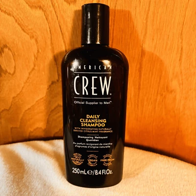 Champú limpiador diario American Crew 8,4 oz Foto 1 de 2