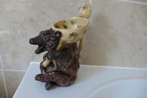 MAJOLICA STYLE POTTERY 24 CM HONEY BEAR PITCHER WITH FLOWER PATTERN SPOON HANDLE - Picture 1 of 12
