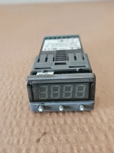 Regolatore di temperatura Cal Controls 3322 100-240V SSR RS485 RS232 - Foto 1 di 4