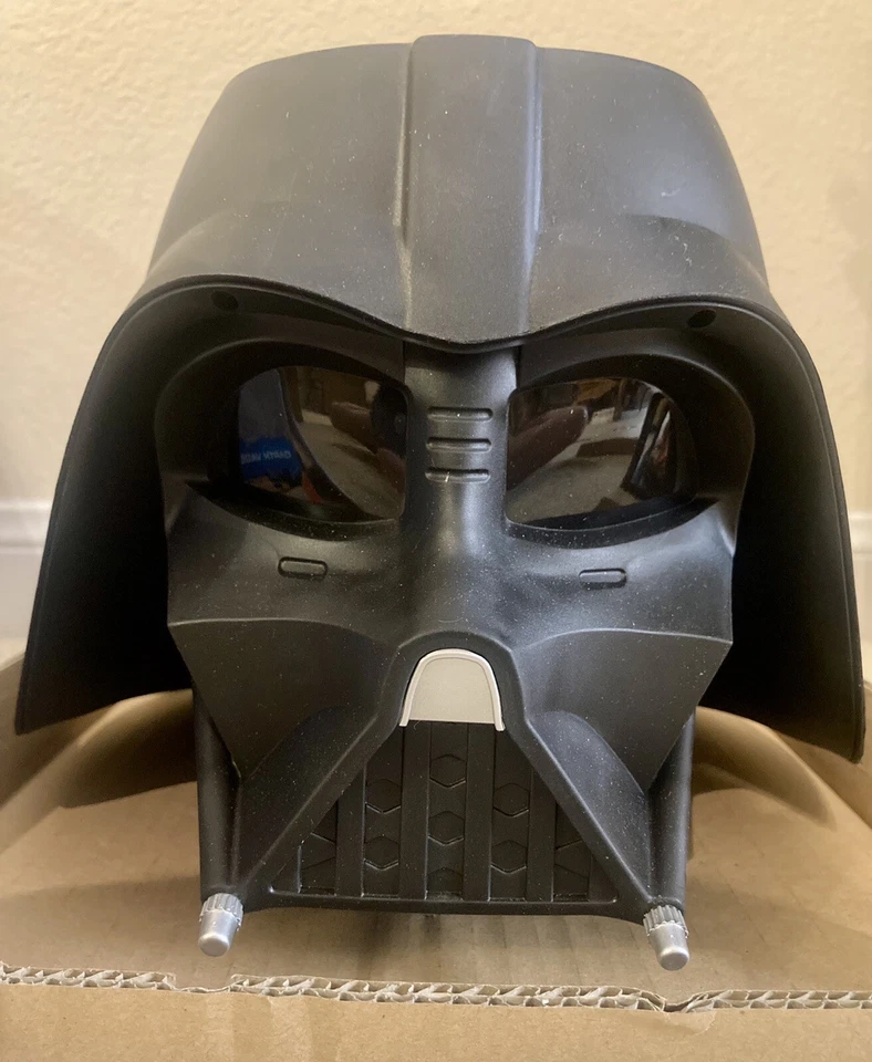 Star Wars Darth Vader Disney Toaster Helm 2 Scheiben Logo Toast Neu/Open Box - Bild 1 von 4