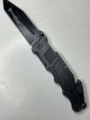 Navaja de bolsillo plegable táctica negra Smith & Wesson S&W SWBG2TS Border Guard 2 Foto 1 de 4