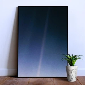 Pale Blue Dot, NASA Voyager 1 (revisión 2020) — póster espacial, póster científico - Imagen 1 de 19