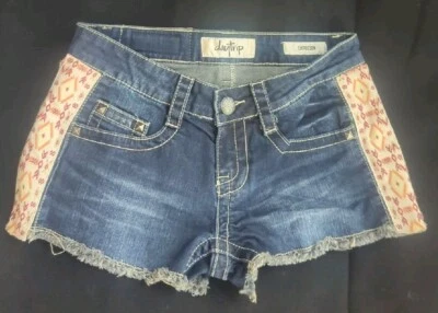 Shorts DAYTRIP Women's 26 Capricorn Distressed Denim Cut Off Spandex & Cotton - Image 1 of 4