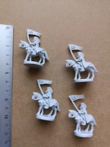 ROHAN CAVALRY MINIATURE WAR OF THE RING BRETTSPIEL/+-1/72 20MM/M183 - Bild 1 von 1