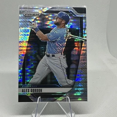 Panini Prizm Prizms Pulsar 2025 #8 serie Alex Gordon #178/499 Foto 1 de 4