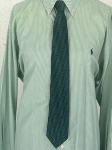Vintage Tie Bullocks Wilshire Navy & Green Herringbone Weave Made in Italy - Picture 1 of 7