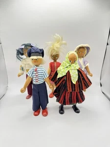 5x Bambole vintage polacche a piolo in legno snodato con vestiti originali 7" - Foto 1 di 7