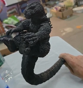 m22 Garage Kit Godzilla Figur selten 12" groß Vinyl  - Bild 1 von 9