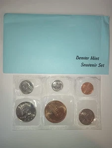 1998 DENVER  SOUVENIR MINT SET WITH ENVELOPE ! - Picture 1 of 6