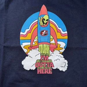 Camiseta Champion I'm Outta Here Heritage Azul Multicolor C21046-110 Para Hombre NUEVA - Imagen 1 de 5