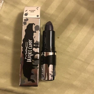 NEU UND VERPACKT authentischer MAC matter Lippenstift "WITCHING HR", BROOKE CANDY COLLECTION - Bild 1 von 3