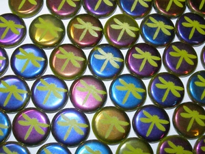 8 14mm Czech Glass Chartreuse and Multicolor Metallic Dragonfly Coin Beads - Picture 1 of 1