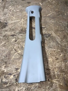 2007 to 2014 Ford Expedition Right Passenger Center B Upper Pillar Trim OEM  - Bild 1 von 3