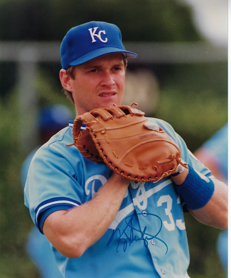Foto firmada por Kevin Seitzer 1987 de los Royals 8x10 autografiada ciudad de Kansas Foto 1 de 1