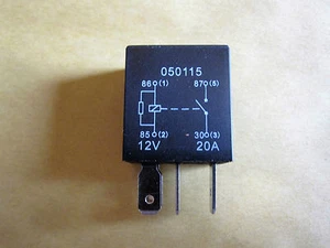 4 Pin 12 V 20 A Micro Relais (normalerweise geöffnet) + Widerstand - Bild 1 von 2
