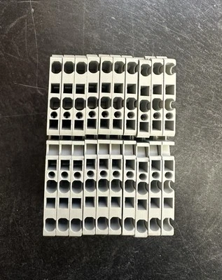 Allen Bradley 1492-L3Q Lot Of 10 Grey DIN Mount Terminal Block - Image 1 of 2