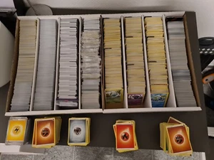 50 POKEMON KARTEN- KEINE DOPPELTEN - ALLE KARTEN NEAR MINT - Bild 1 von 3