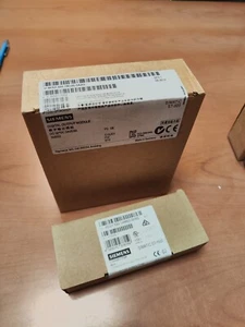 Siemens SIMATIC 6ES7322-1BL00-0AA0 6ES7 322-1BL00-0AA0 + connector - Picture 1 of 2
