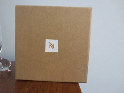 NUEVO EN CAJA BANDEJA DE HIELO BARISTA SILICONA NESPRESS EN BEIGE Foto 1 de 3