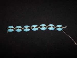 Costume Jewelry--Bracelet (Vintage) ["Baby / Powder Blue"] - Picture 1 of 3