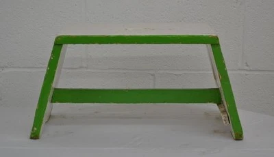 Painted Pine Stretcher-Base 脚凳 — 第 1/3 张图片