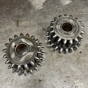 Ford NP435 Manual Transmission Reverse Idler Gear OEM Bushing Style - Picture 1 of 5