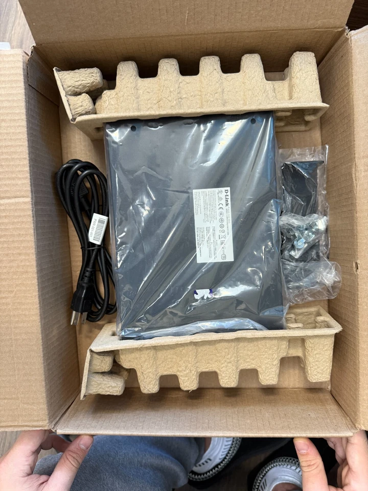 D-Link DGS-1100-16V2 16 Port Layer 2 Managed Ethernet Switch DGS110016V2 - Image 1 of 1