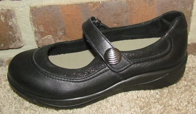 SAS Step Out Women's Black Leather Mary Jane Walking Shoes Size 5 NEW $194.95 - Image 1 of 4