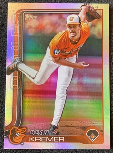 2025 Topps #563 Dean Kremer RAINBOW Foil. Baltimore Orioles - Foto 1 di 2