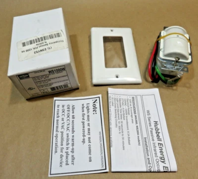 Interruptor de pared Hubbell WS1000W PIR sensor de vacío 120 VCA 60Hz 600W 1200 pies cuadrados blanco Foto 1 de 4
