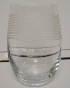 1 MIKASA CHEERS WINE OR WHISKEY GLASS WAVY STRIPES 4.75 INCHES HOLDS 16 OZS - Picture 1 of 4