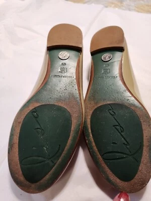 Lisa For Donald J Pliner Lucky Flats Foto 1 de 4