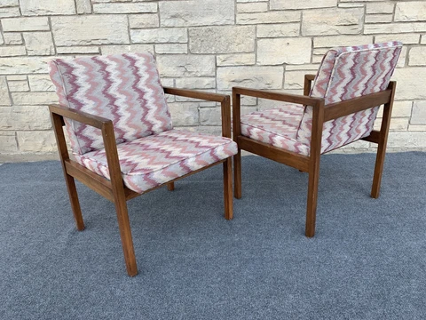 Pair of Mid Century Danish Modern Jens Risom Style Walnut Office Arm Chairs Cover