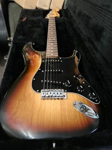 Vintage 1979 Fender Stratocaster with OHSC - Plays, Sounds, Looks great! - Picture 1 of 12