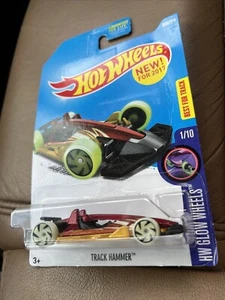 2017 Hot Wheels #309 HW Glow Wheels 1/10 TRACK HAMMER Red Imperfect Packaging - Picture 1 of 10