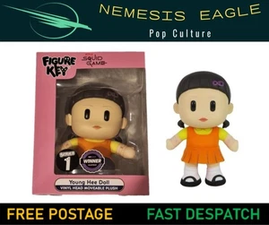 NETFLIX SQUID GAME FIGURE KEY YOUNG HEE DOLL VINYL MOVABLE HEAD PLUSH BRAND NEW - Picture 1 of 7