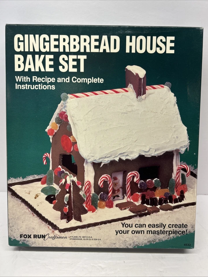 Fox Run 10 PC Gingerbread House Cookie Biscuit Cutter Mold Bake Set Holiday