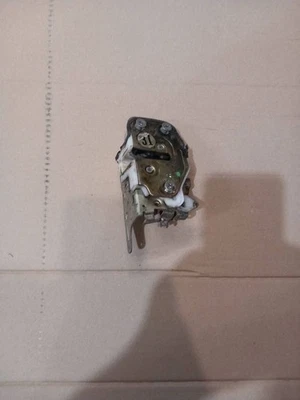 Honda Civic 1994 Front right front door lock 3F22lh LTA5936 - Image 1 of 2