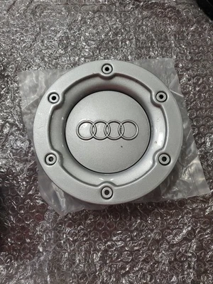 Audi TT A3 A4 A6 1998 2006 tapa central de rueda 8N0601165A fabricante de equipos originales Alemania  Foto 1 de 4