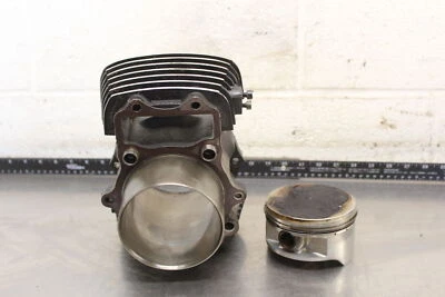 Kawasaki Vulcan 1500 1996 VN1500D clásico bloque de cilindros de pistón delantero C369 Foto 1 de 4