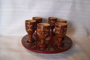 Juego de 7 piezas de jarra de madera vintage miniatura - TIENE "22" EN LA PARTE INFERIOR - Imagen 1 de 4